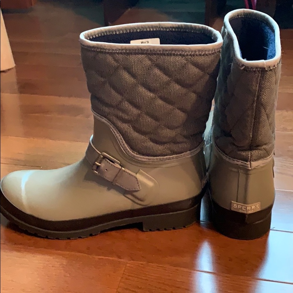 Taupe color midcalf Sperry rain boots